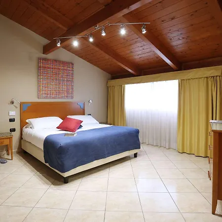 Agora Sure Collection By Western