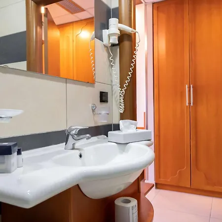 Agora Sure Collection By Western Hotel