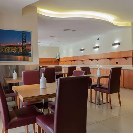 Hotel Agora Sure Collection By Western 4*
