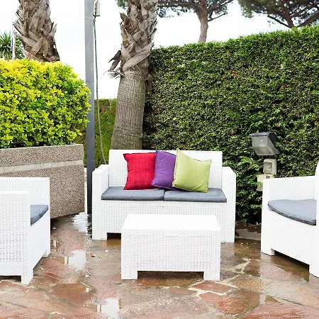 Agora Sure Collection By Western Hotel